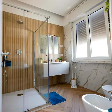 Vibes In Centro & Bed & Breakfast 4*