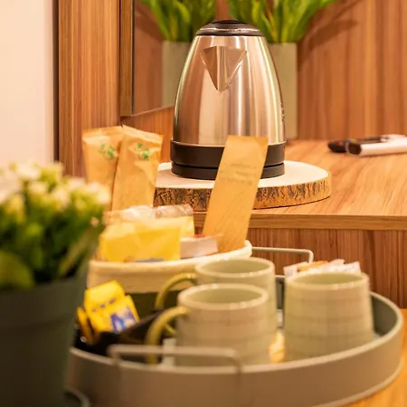 Vibes In Centro & Bed & Breakfast 4*